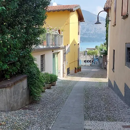 Chez Ary: Sulla Strada Del Lago Clusane Exterior photo