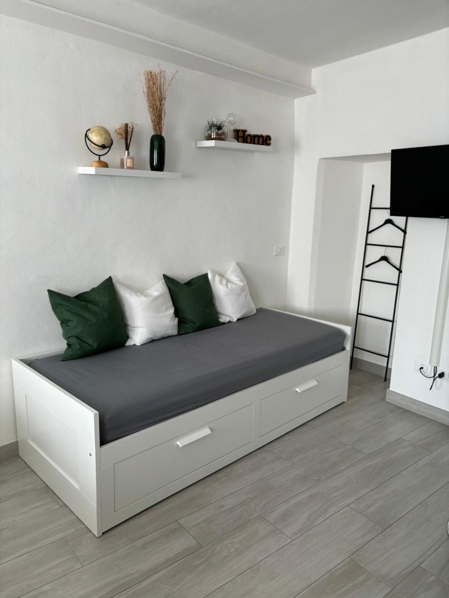 Chez Ary: Sulla Strada Del Apartment Clusane